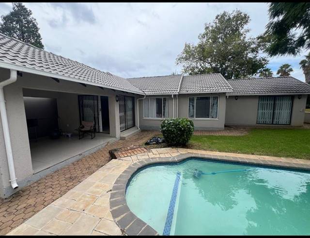 5 BEDROOM PROPERTY TO RENT IN WELTEVREDEN PARK